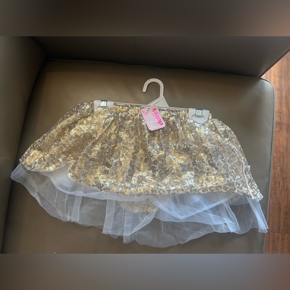 Claire's Sparkling Gold Sequin Mini Skirt 🤍💛